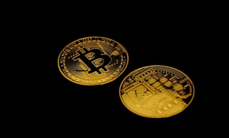 bitcoin, money, finance, cryptocurrency, coin, currency, altcoin, blockchain, bank, banking, business, crypto, digital currency, virtual currency, ecommerce, financial